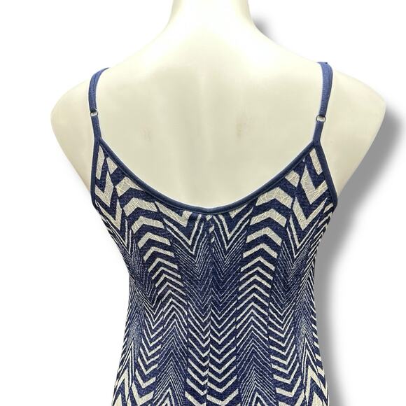 Chevron Maxi Dress Zigzag Pattern Bodycon Navy Blue Tan Slits Slip Lined L Y2K - Picture 3 of 8